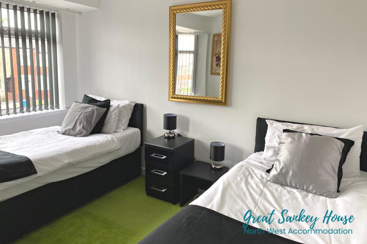 Great Sankey Serviced Accommodation Warrington Extérieur photo